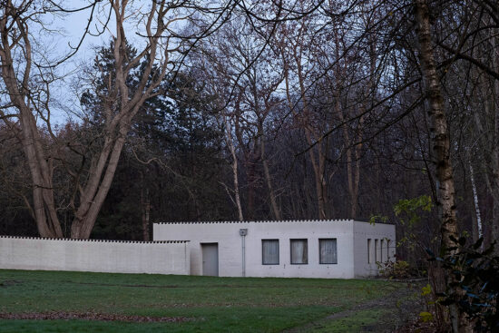 House To Live With P136 137 Garden Web U2ujw4